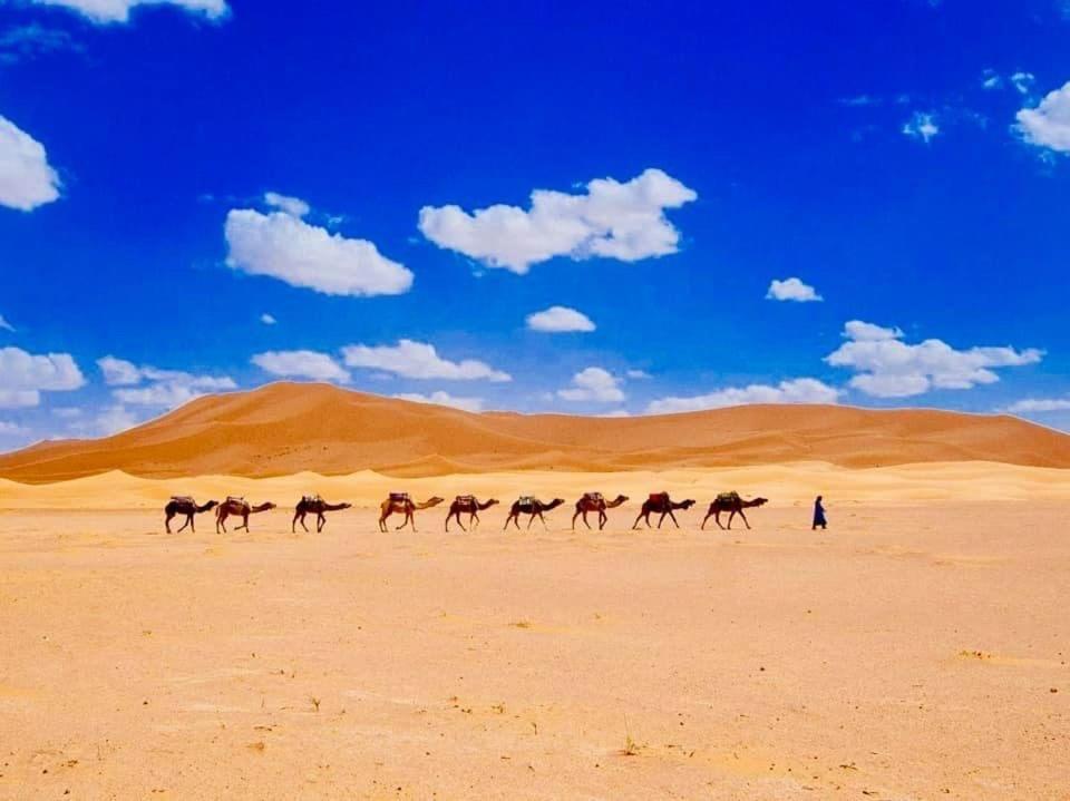 Pueblo Touareg - Private Tents メルズーガ エクステリア 写真